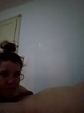 Snapshot of leyaDeea chatting on January 5, 2026, 7:50 pm leyaDeea online show from January 5, 2026, 7:50 pm