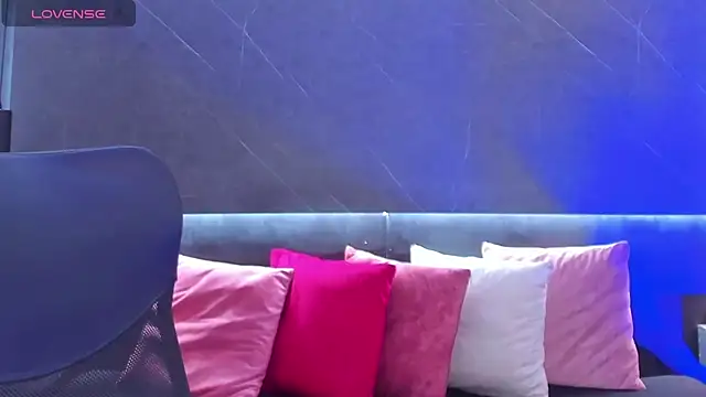 arcangel harris online show from April 15, 2026, 6:56 pm