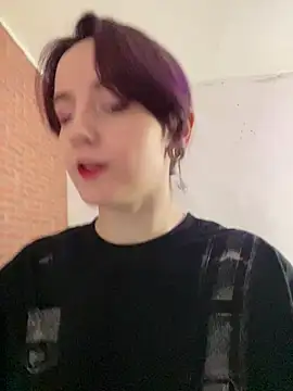 Snapshot of Alexiaa_69 chatting on May 12, 2026, 8:48 pm Alexiaa 69 online show from May 12, 2026, 8:48 pm