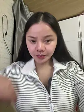 Snapshot of leo-kitty chatting on February 14, 2026, 5:13 pm leo-kitty online show from February 14, 2026, 5:13 pm