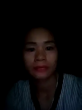 honey-kis online show from December 18, 2025, 11:41 pm