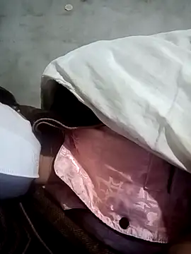 honey-kis online show from January 7, 2026, 2:00 pm