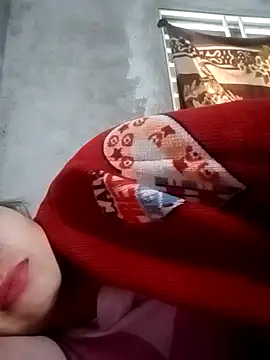 honey-kis online show from January 13, 2026, 5:33 am