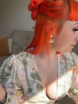 ScarletVixenLive online show from April 15, 2026, 12:21 pm