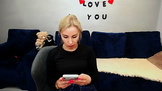 Hanna--Sweet online show from April 13, 2026, 11:25 am