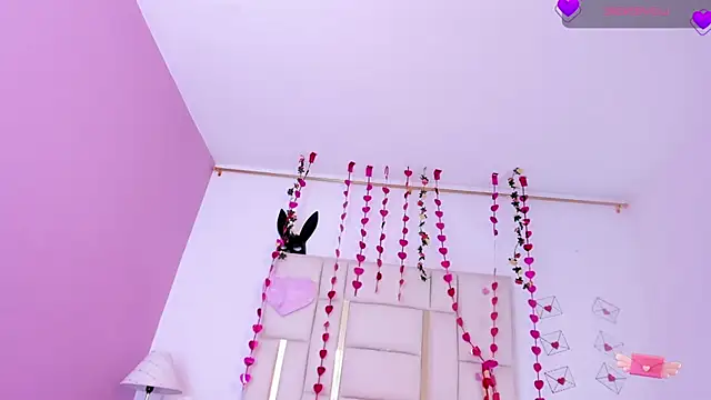 Silvanna-Casstro online show from February 13, 2026, 11:43 am