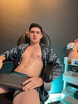 Snapshot of Valentino_ceratti chatting on February 15, 2026, 2:45 am Valentino ceratti online show from February 15, 2026, 2:45 am