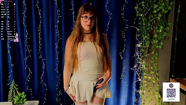 Snapshot of ArlineFarone chatting on January 9, 2026, 6:09 am ArlineFarone online show from January 9, 2026, 6:09 am