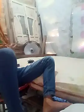 Snapshot of twobigscock23 chatting on February 12, 2026, 5:02 pm twobigscock23 online show from February 12, 2026, 5:02 pm