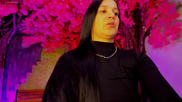 marahanson  online show from January 6, 2026, 7:07 pm