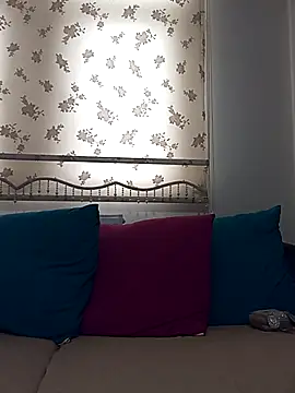 Atwsliiikizilll online show from February 22, 2026, 8:17 am