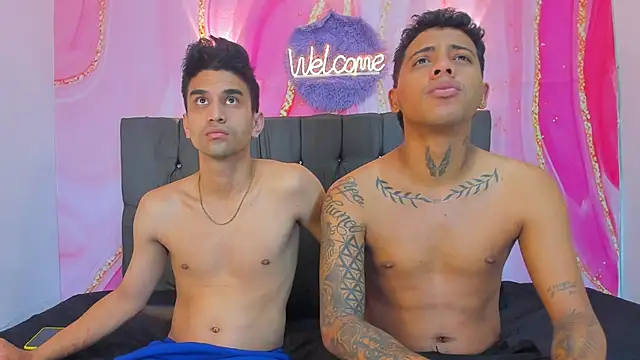 Snapshot of Hot_Boys_69 chatting on December 19, 2025, 11:12 am Hot Boys 69 online show from December 19, 2025, 11:12 am