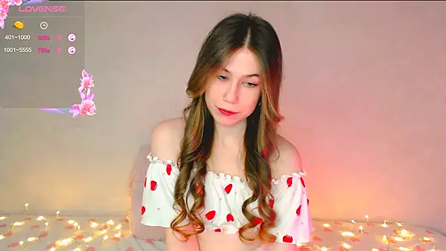 KiraHoney  online show from December 21, 2025, 2:46 am