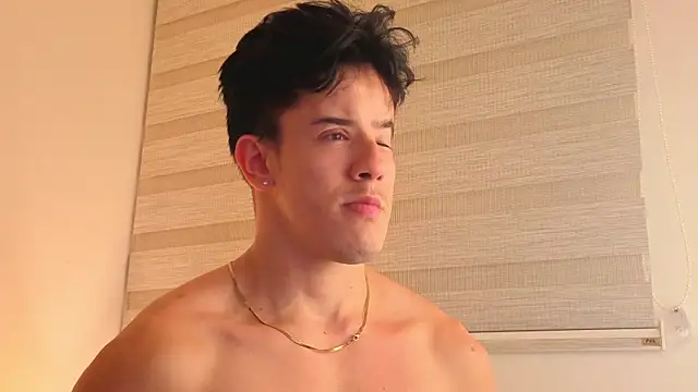 Snapshot of maxxcooper1 chatting on January 11, 2026, 6:09 am maxxcooper1 online show from January 11, 2026, 6:09 am