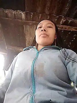 Snapshot of baby8822 chatting on December 18, 2025, 7:35 am baby8822 online show from December 18, 2025, 7:35 am