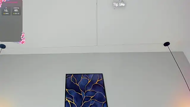 Lilie petite online show from January 5, 2026, 11:41 pm