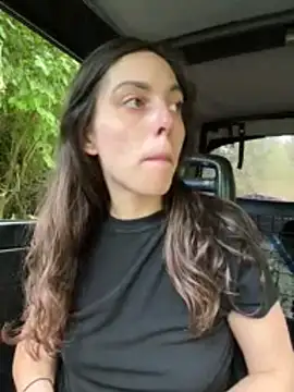 YourSlutQueen online show from May 27, 2026, 9:16 am