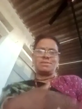 Snapshot of Pinki_rajak chatting on May 1, 2026, 12:48 am Pinki rajak online show from May 1, 2026, 12:48 am