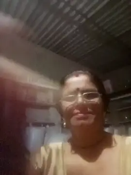 Snapshot of Pinki_rajak chatting on May 5, 2026, 10:24 pm Pinki rajak online show from May 5, 2026, 10:24 pm