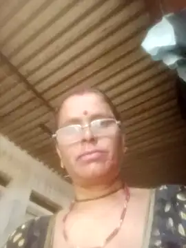 Snapshot of Pinki_rajak chatting on May 15, 2026, 11:47 pm Pinki rajak online show from May 15, 2026, 11:47 pm