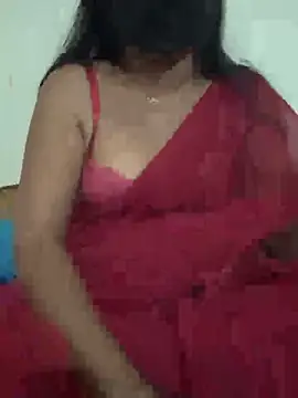Snapshot of cute_mahi001 chatting on December 18, 2025, 5:28 pm cute mahi001 online show from December 18, 2025, 5:28 pm