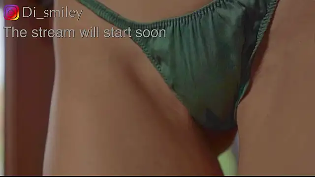 di smileyone online show from May 9, 2026, 3:32 am