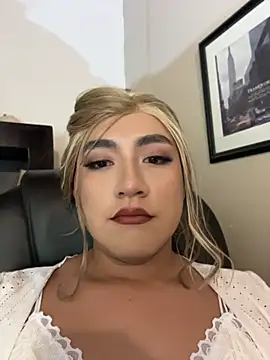 TaylorSweetI online show from August 7, 2026, 10:32 am