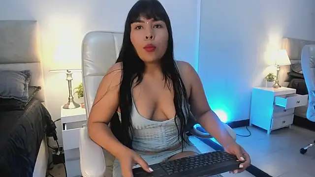 Snapshot of JulietaFerrer_ chatting on February 20, 2026, 11:23 am JulietaFerrer online show from February 20, 2026, 11:23 am