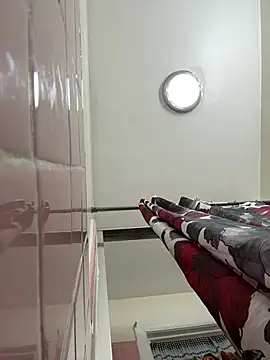 Snapshot of MrUnintentional chatting on February 6, 2026, 7:59 am MrUnintentional online show from February 6, 2026, 7:59 am