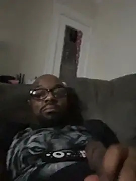 MrUnintentional online show from April 10, 2026, 8:21 am