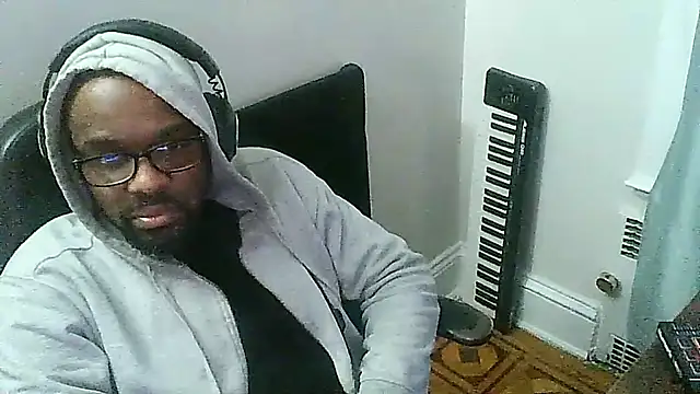 MrUnintentional online show from December 17, 2025, 3:00 am