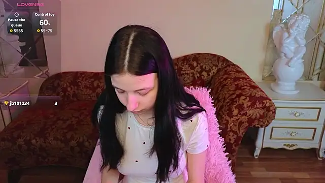 AlicePowells online show from February 2, 2026, 11:42 am