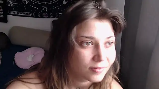 AlienforTwenty online show from July 7, 2026, 9:46 am