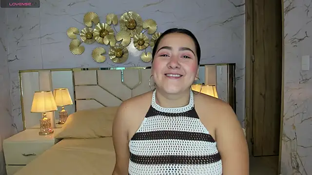 beautifulgirl4u  online show from April 24, 2026, 11:51 pm