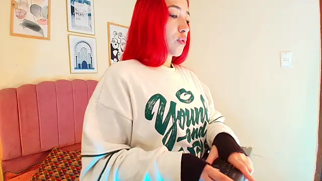 Snapshot of Celestee15_ chatting on June 3, 2026, 11:11 am Celestee15 online show from June 3, 2026, 11:11 am