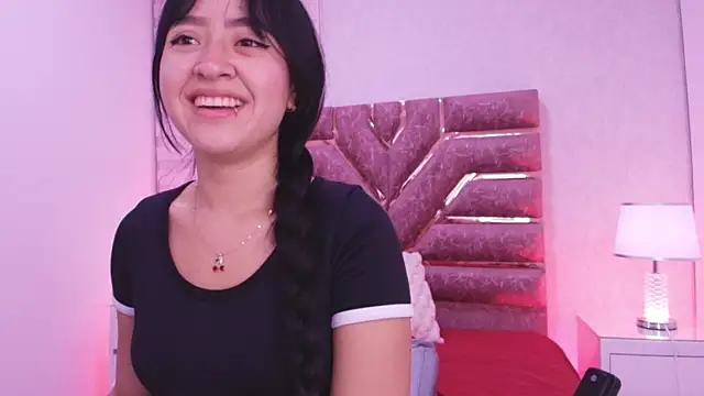 Snapshot of sofia_go_ chatting on May 15, 2026, 11:52 am sofia go online show from May 15, 2026, 11:52 am