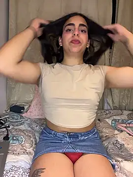 Snapshot of ketty_hott chatting on January 11, 2026, 2:40 am ketty hott online show from January 11, 2026, 2:40 am