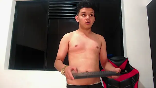 NathanBrookhs online show from January 5, 2026, 11:19 pm