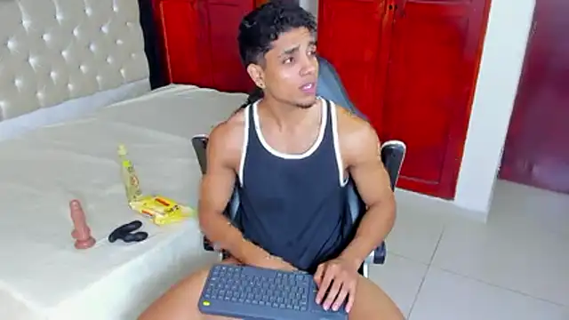 Dustyn Michelle1 online show from March 31, 2026, 10:01 pm