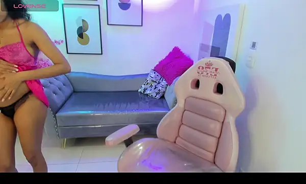 Nina willyams online show from February 18, 2026, 3:26 am