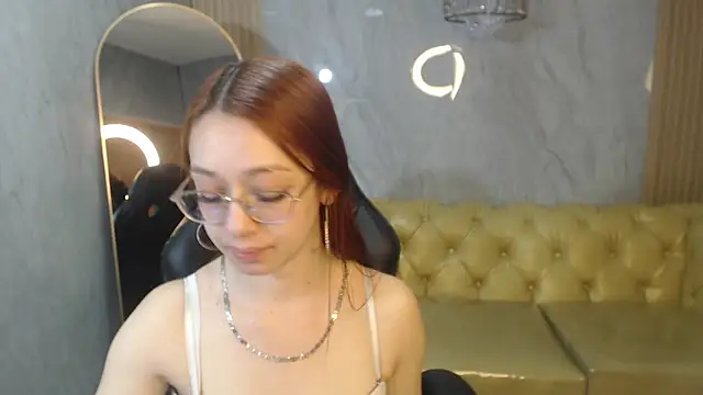 Kimberly23 a online show from December 21, 2025, 8:09 pm