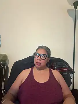 Snapshot of BettyWhispers chatting on May 14, 2026, 12:35 pm BettyWhispers online show from May 14, 2026, 12:35 pm