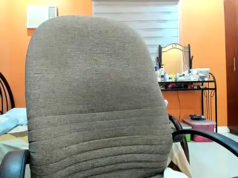cocktits69 online show from May 19, 2026, 8:05 pm