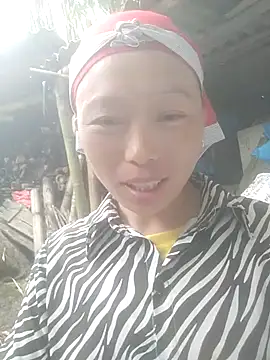 Yu Ethnicgirl online show from December 14, 2025, 2:29 am