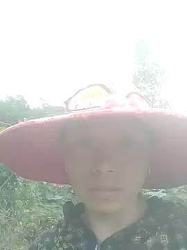 Yu Ethnicgirl online show from December 17, 2025, 7:57 am