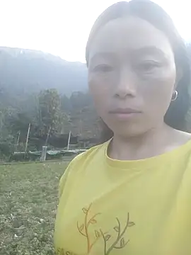 Yu Ethnicgirl online show from December 18, 2025, 9:25 am