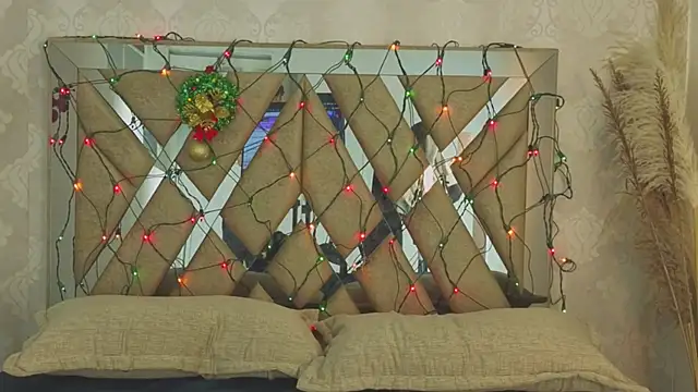 prettyboyy 13 online show from December 22, 2025, 3:50 am