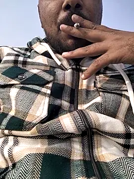 susuadult online show from December 18, 2025, 8:19 am