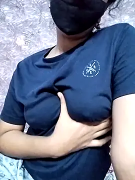 Snapshot of smita_telugu chatting on April 18, 2026, 12:13 am smita telugu online show from April 18, 2026, 12:13 am