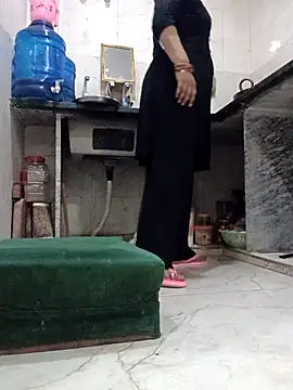 Barbie-Doll7 online show from February 20, 2026, 1:24 pm